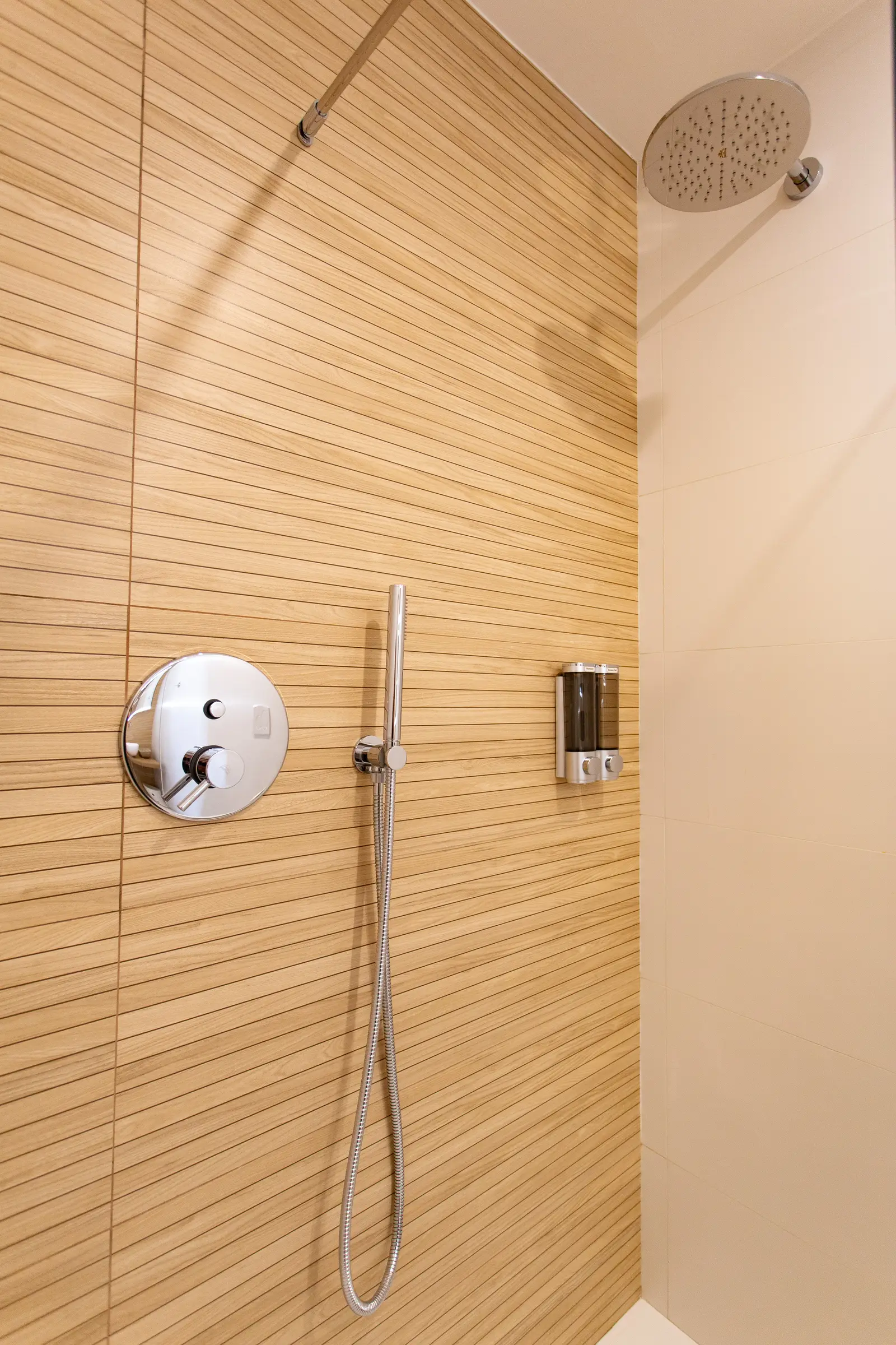 Camera Deluxe - Foto 8